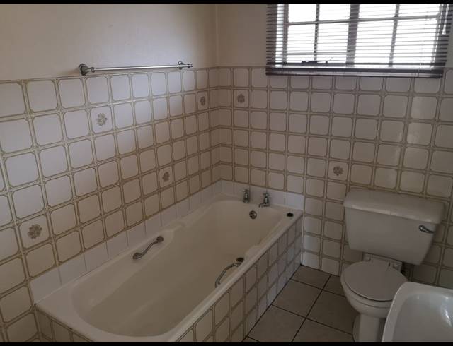 2 BEDROOM APARTMENT RENTED IN PELHAM